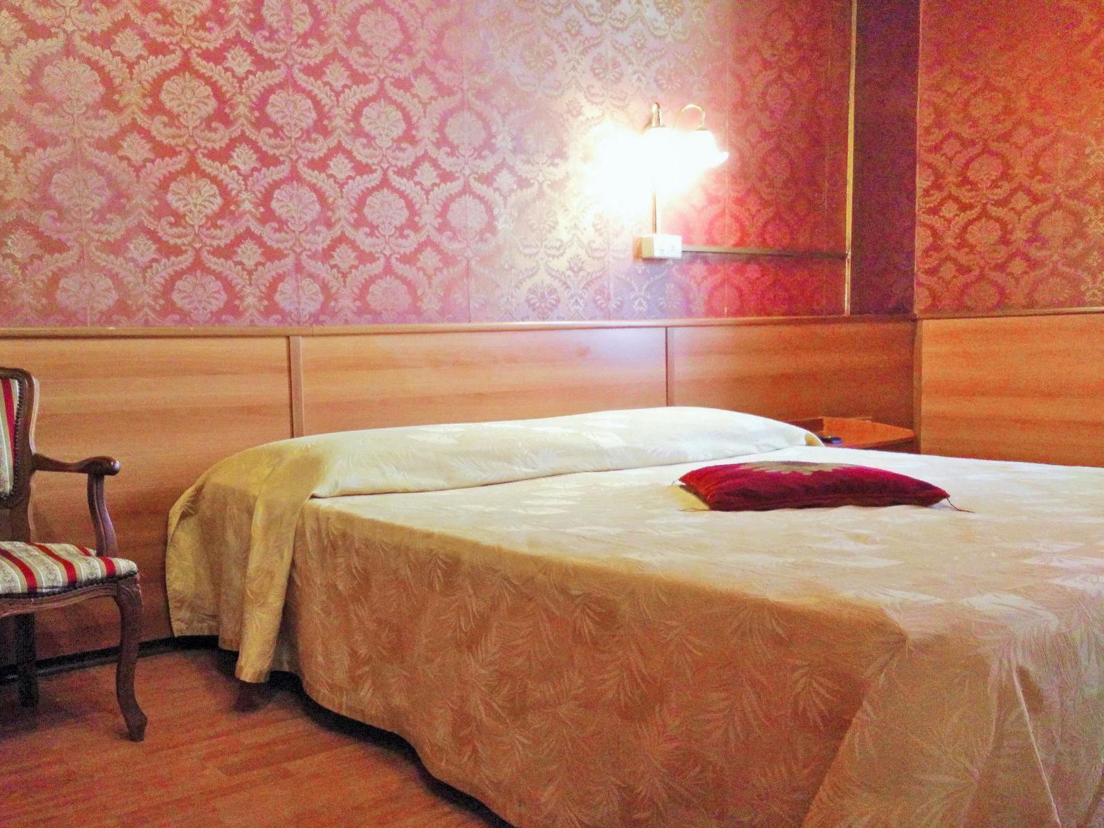Hotel Cristina Ρώμη Εξωτερικό φωτογραφία